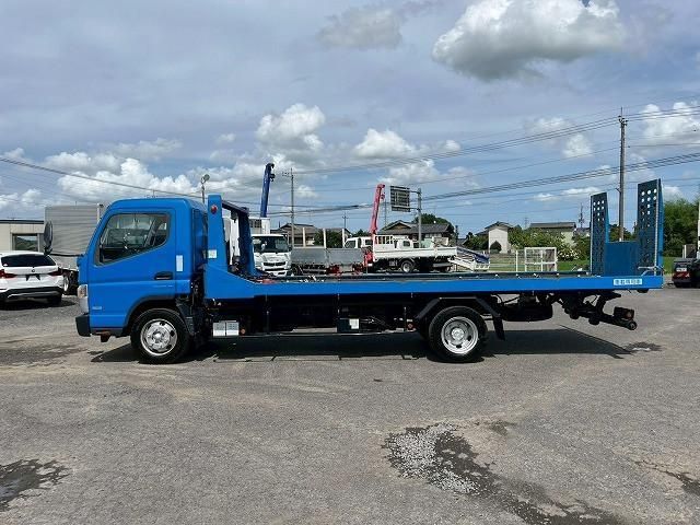 MITSUBISHI CANTER 2017 Image 31