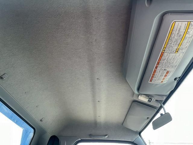 MITSUBISHI CANTER 2017 Image 31