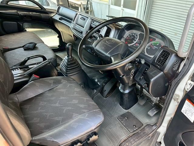 HINO RANGER 2012 Image 31