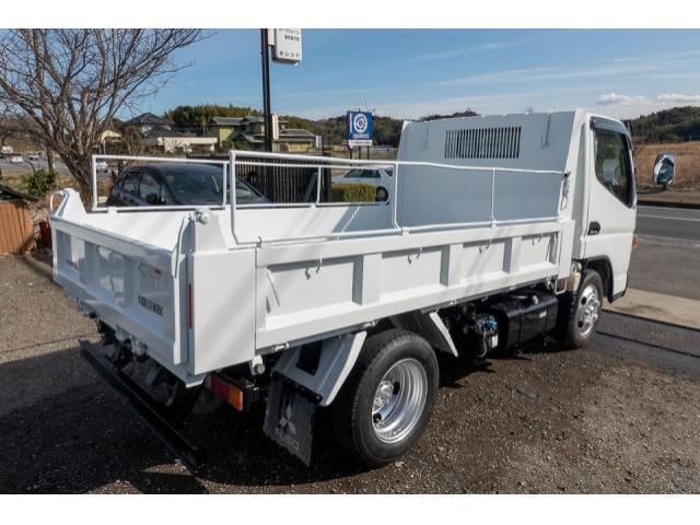 MITSUBISHI CANTER 2019 Image 31