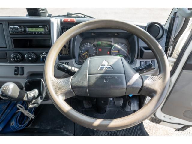 MITSUBISHI CANTER 2019 Image 31