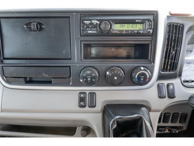MITSUBISHI CANTER 2019 Image 31