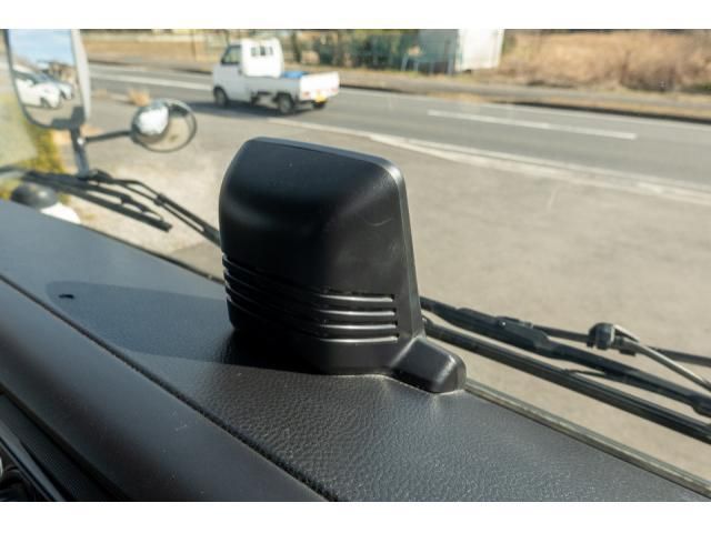 MITSUBISHI CANTER 2019 Image 31