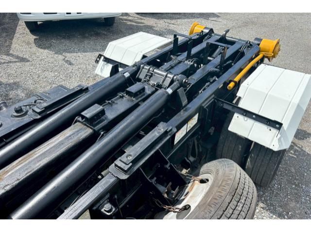 HINO DUTRO 2017 Image 31