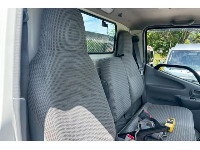 HINO DUTRO 2017 Image 31