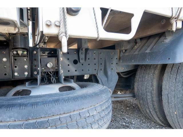 MITSUBISHI CANTER 2016 Image 31