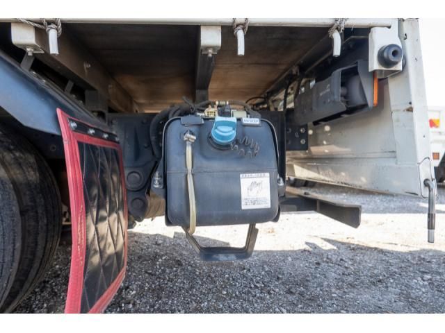 MITSUBISHI CANTER 2016 Image 31