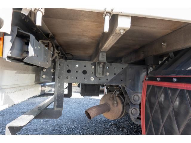 MITSUBISHI CANTER 2016 Image 31