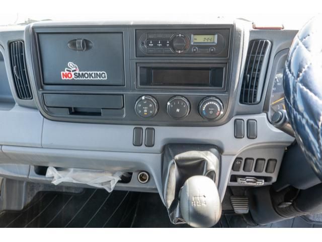 MITSUBISHI CANTER 2016 Image 31