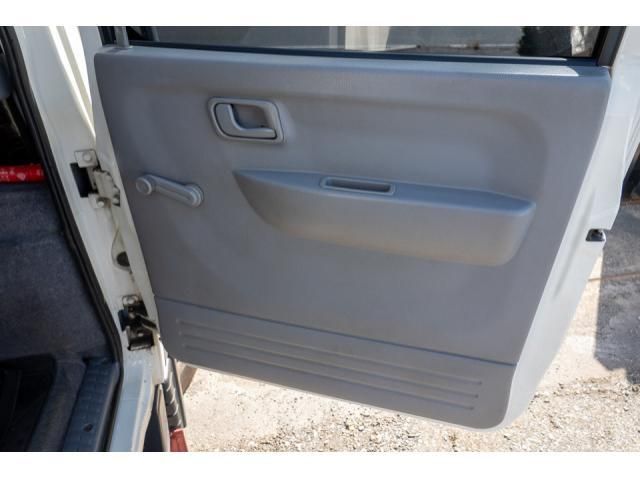 MITSUBISHI CANTER 2016 Image 31