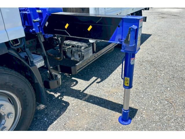 ISUZU ELF 2018 Image 31