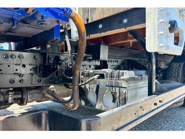 ISUZU ELF 2018 Image 31