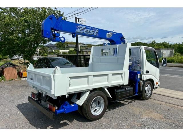 HINO DUTRO 2014 Image 31