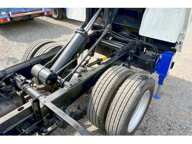 HINO DUTRO 2014 Image 31