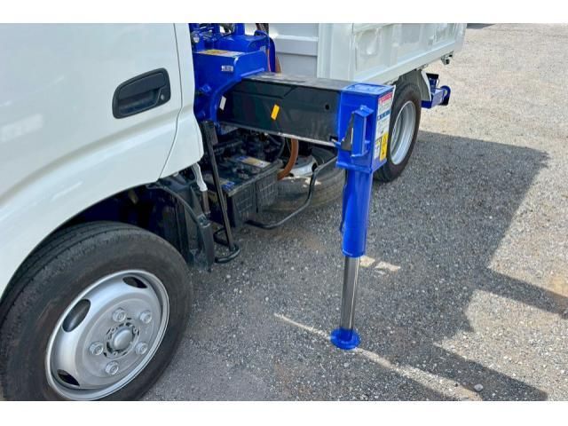 HINO DUTRO 2014 Image 31