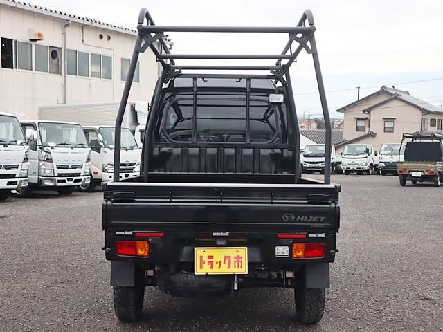 DAIHATSU HIJET TRUCK 4WD 2021 Image 31