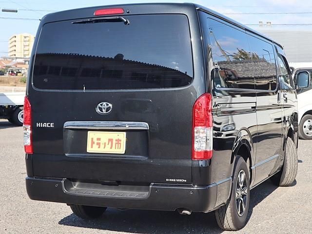 TOYOTA HIACE VAN 2WD 2023 Image 31