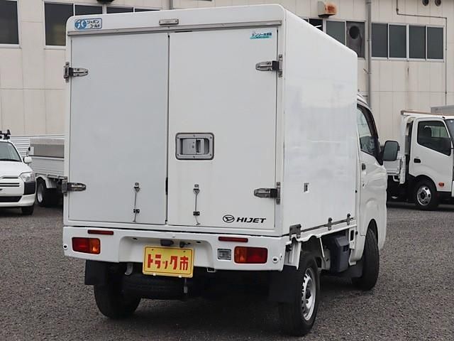 DAIHATSU HIJET TRUCK 2015 Image 31