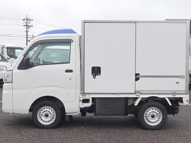 DAIHATSU HIJET TRUCK 4WD 2021 Image 31