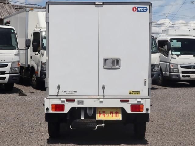 MITSUBISHI MINICAB TRUCK 2021 Image 31