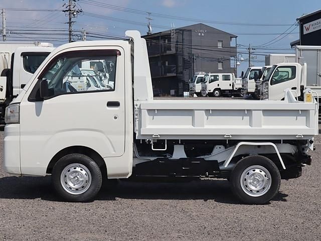 DAIHATSU HIJET TRUCK 4WD 2016 Image 31