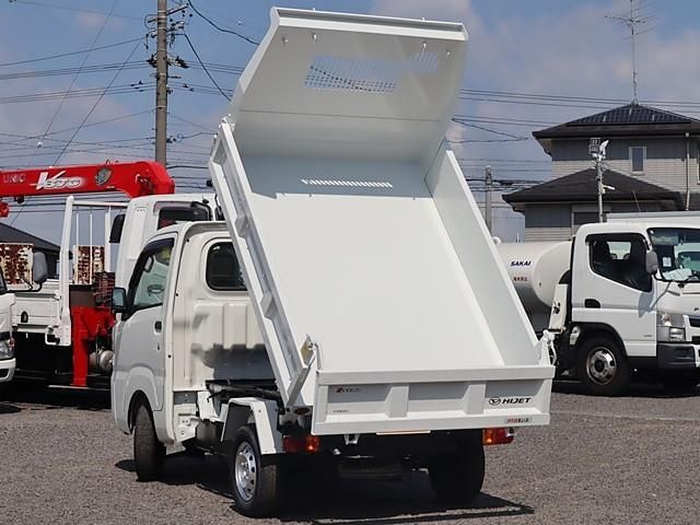 DAIHATSU HIJET TRUCK 4WD 2016 Image 31