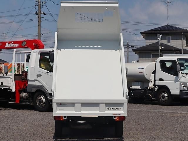 DAIHATSU HIJET TRUCK 4WD 2016 Image 31