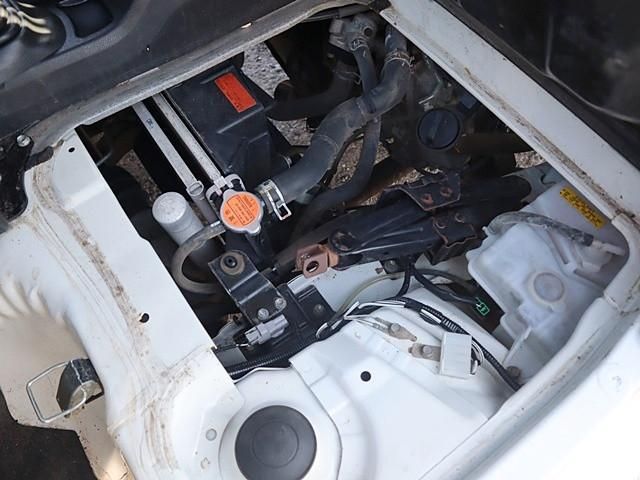 DAIHATSU HIJET TRUCK 4WD 2016 Image 31