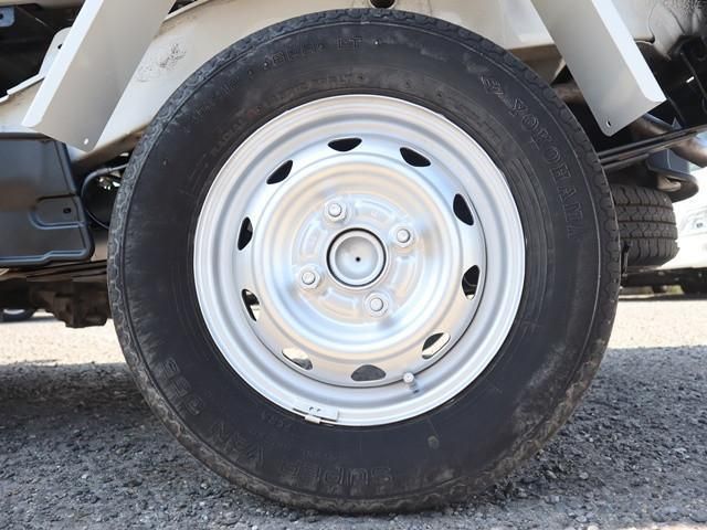 DAIHATSU HIJET TRUCK 4WD 2016 Image 31