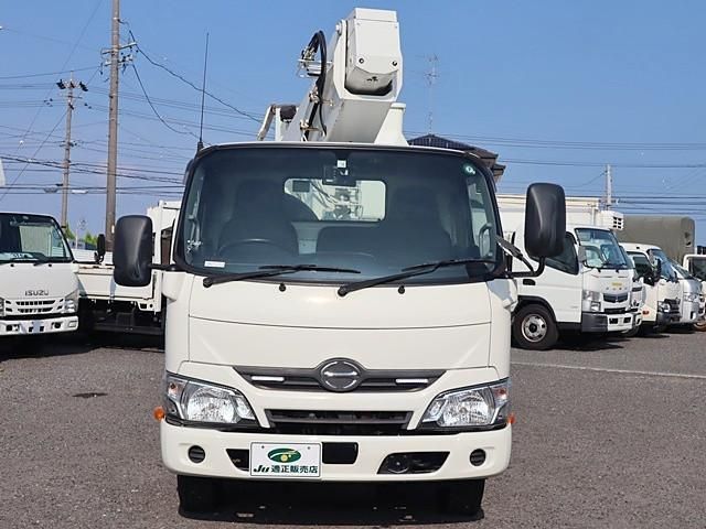 HINO DUTRO 2017 Image 31