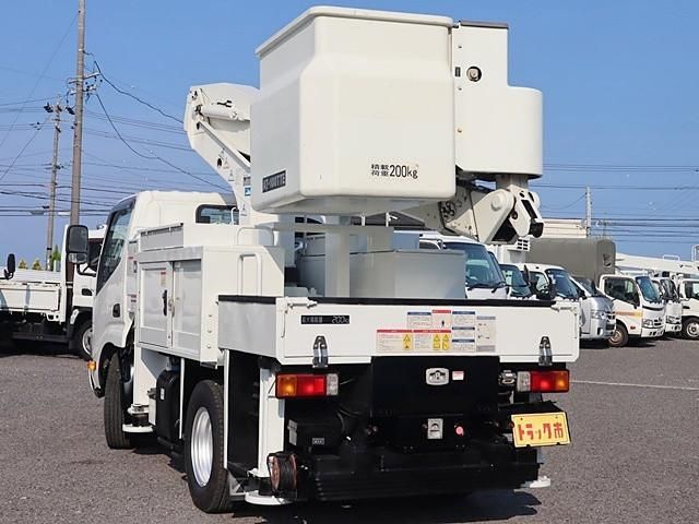 HINO DUTRO 2017 Image 31