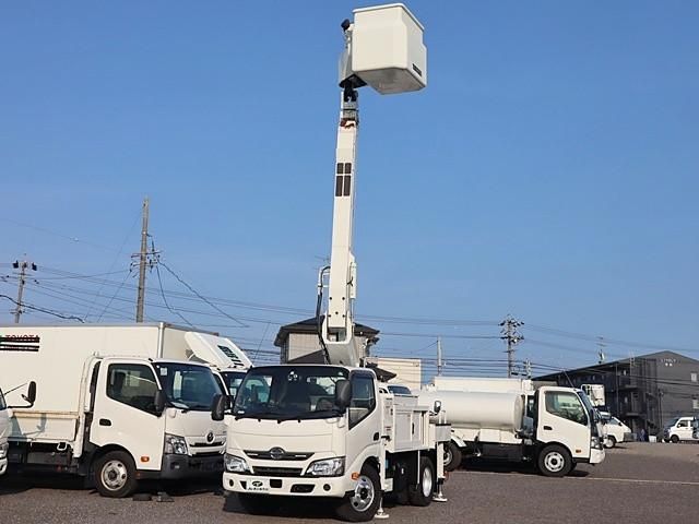 HINO DUTRO 2017 Image 31