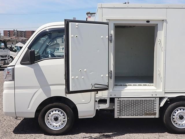 TOYOTA PIXIS TRUCK 2022 Image 31