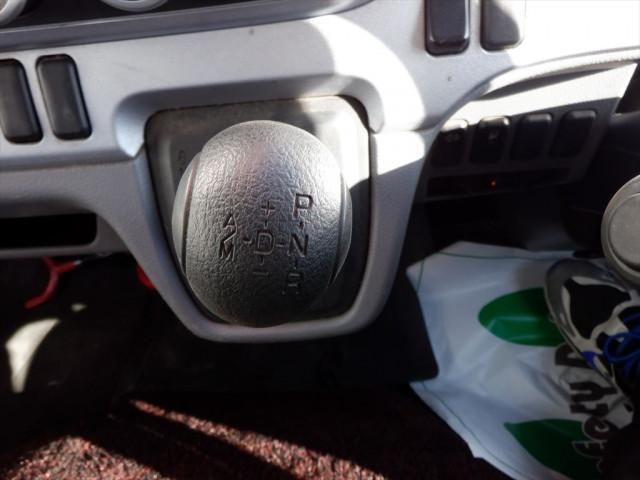 MITSUBISHI CANTER 2016 Image 31