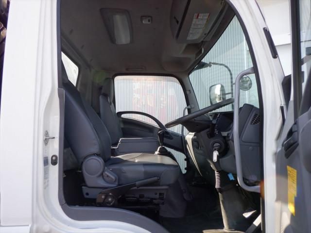 ISUZU FORWARD 2013 Image 31