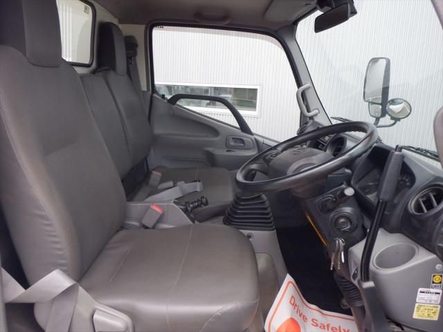 HINO DUTRO 2020 Image 31