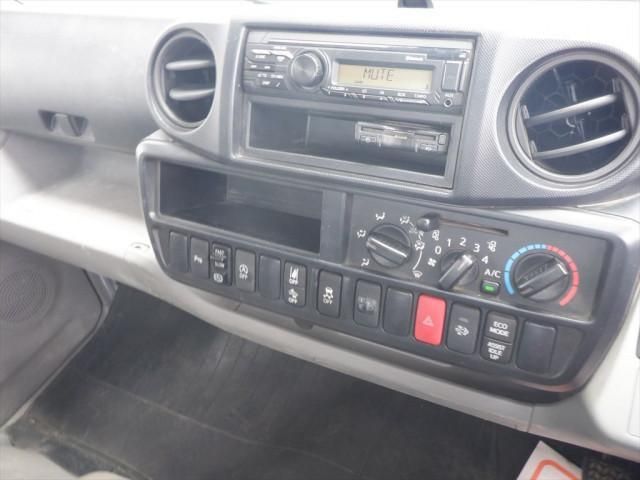 HINO DUTRO 2020 Image 31