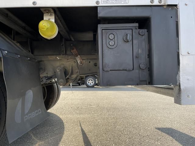 ISUZU ELF 2016 Image 31