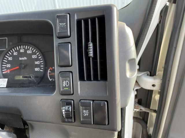 ISUZU ELF 2016 Image 31