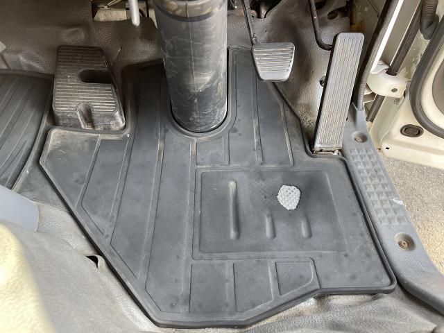 ISUZU ELF 2016 Image 31