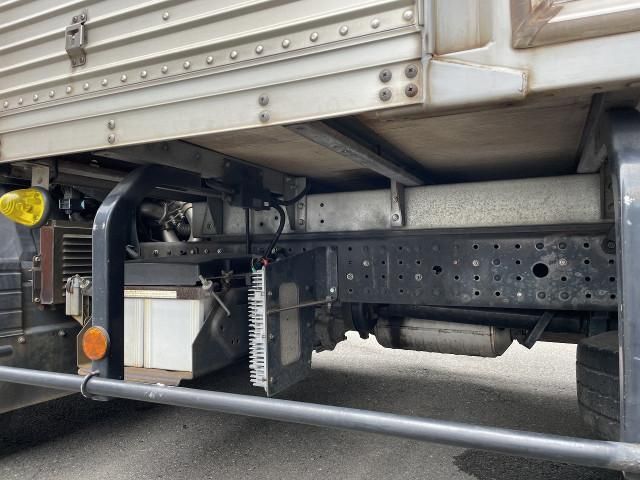 MITSUBISHI CANTER 2013 Image 31