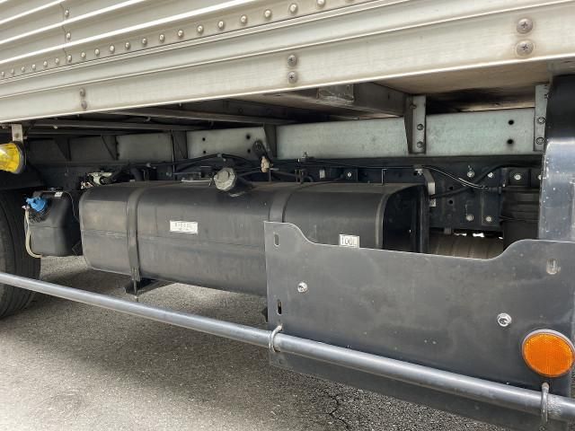 MITSUBISHI CANTER 2013 Image 31