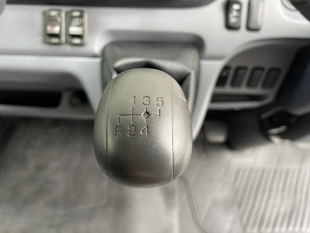 MITSUBISHI CANTER 2013 Image 31