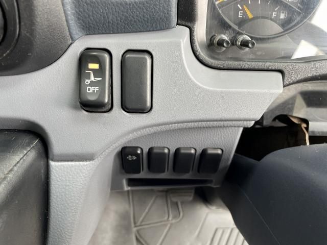 MITSUBISHI CANTER 2013 Image 31