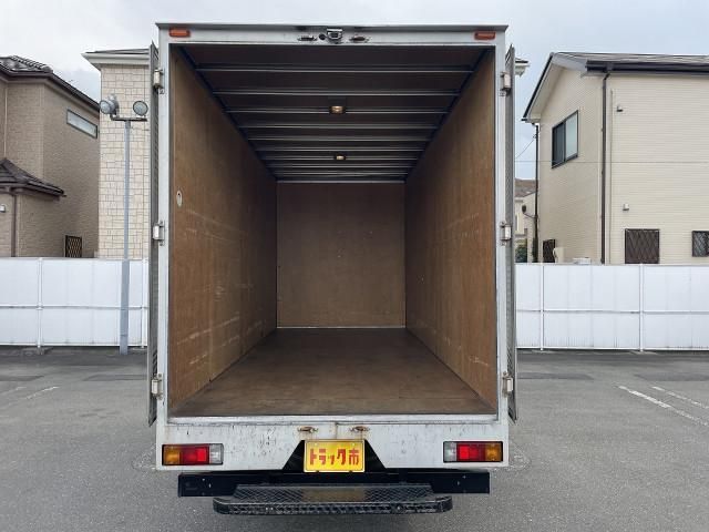 TOYOTA DYNA 2013 Image 31