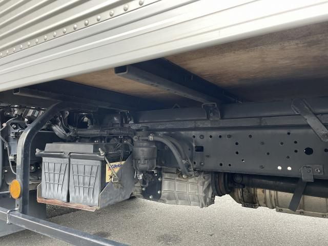 TOYOTA DYNA 2013 Image 31