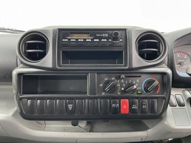 TOYOTA DYNA 2013 Image 31