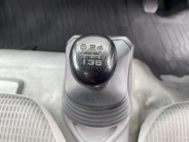 TOYOTA DYNA 2013 Image 31