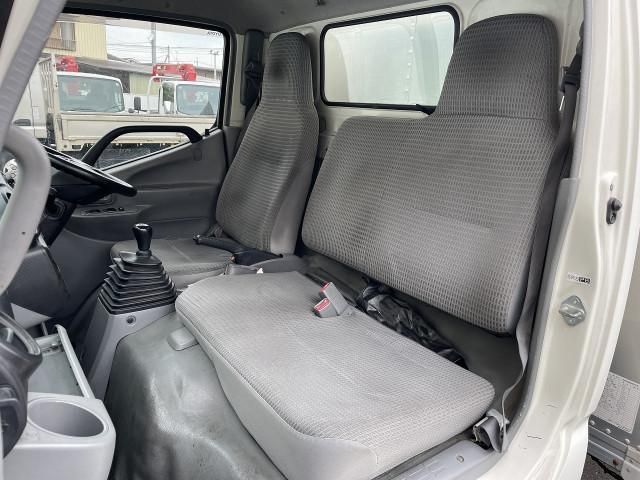 TOYOTA DYNA 2013 Image 31