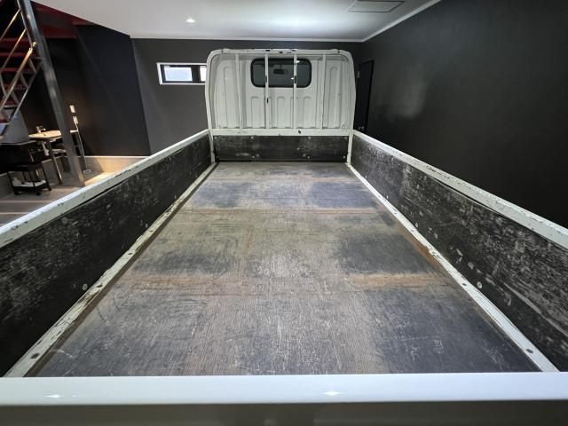 MITSUBISHI CANTER 2012 Image 31